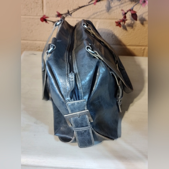 Kenneth Cole Women's Over the Shoulder Purse - Picture 5 of 5